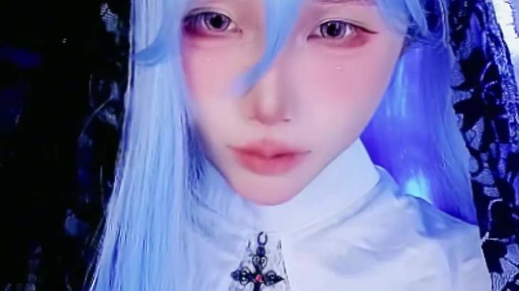 Aki秋水ASMR在线播放-孔雀鱼采耳哄睡视频