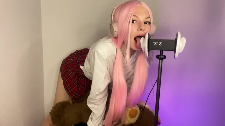 Aleksandra ASMR在线视频:俄罗斯毛妹舔耳助眠沉浸体验