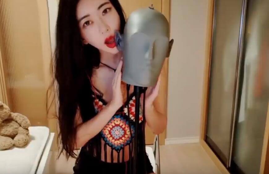 kiki瓜asmr 巫毒风舔耳和按摩