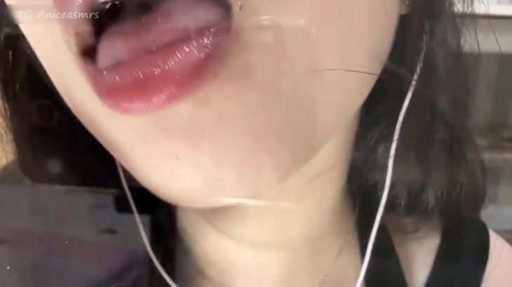 椰椰拿铁ASMR在线播放：温柔声线沉浸式助眠视频