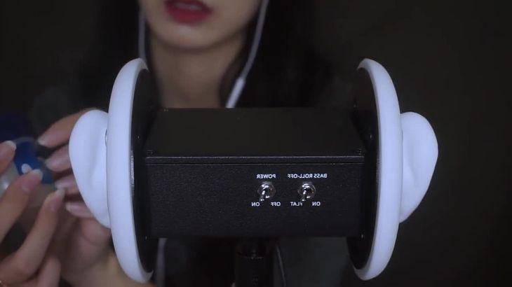 小耳朵ASMR在线播放:美手揉耳助眠视频