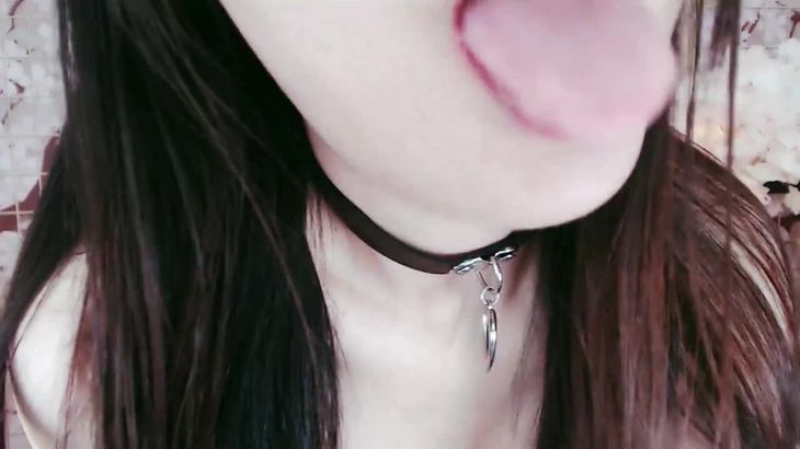 纯情九九ASMR舔耳视频在线播放:狐狸媚眼撩人沉浸体验