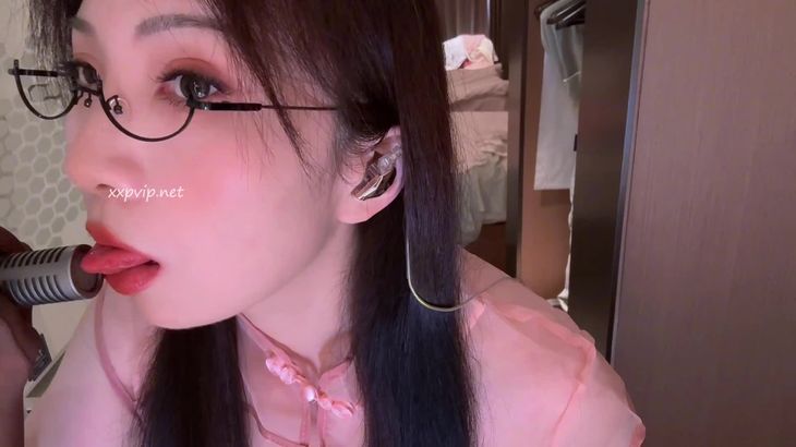 晚安yoyo舔耳ASMR口腔音助眠视频在线播放