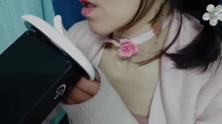 丸子君ASMR极致舔耳视频在线播放 - 沉浸式耳语放松体验