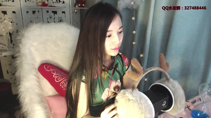 予可ASMR在线播放:古典女神芦荟胶掏耳助眠视频