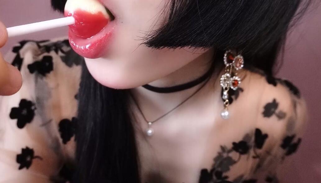 小羊喵 嗷呜~吃掉你！