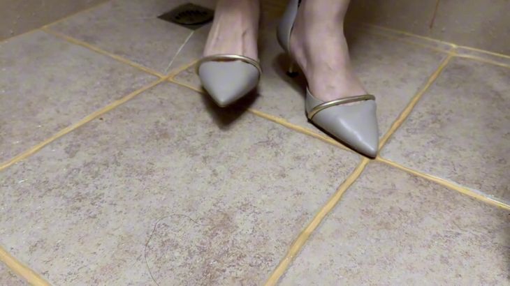 晚安yoyo口腔音舔耳助眠视频在线播放