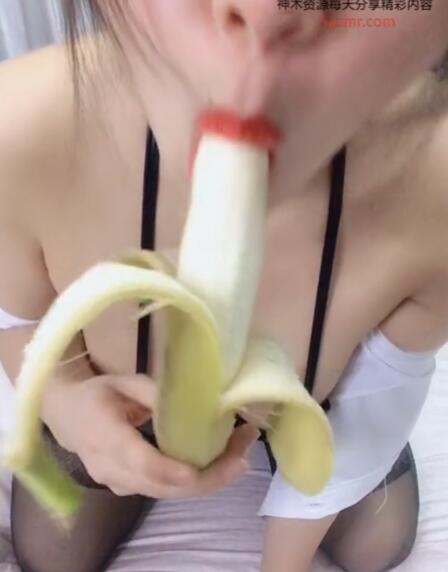 吃爸比的香蕉 斗鱼甜酥小奶猫火箭福利