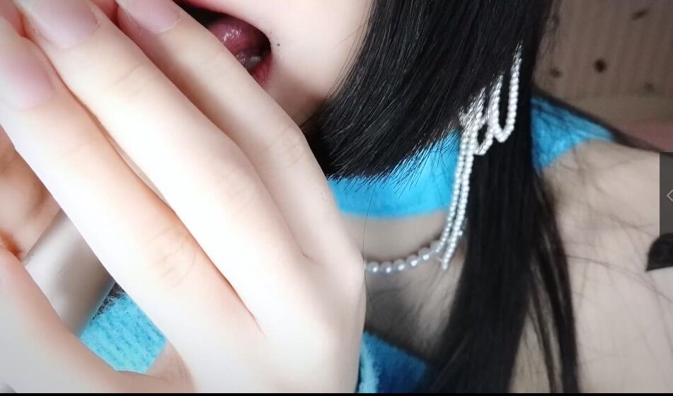 小羊喵ASMR 模拟亲吻~脑内沉沦。