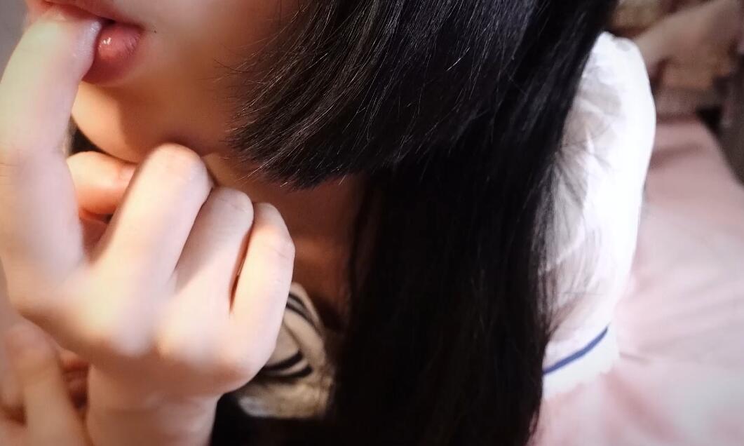小羊喵ASMR 床上视角~打滚啾咪~