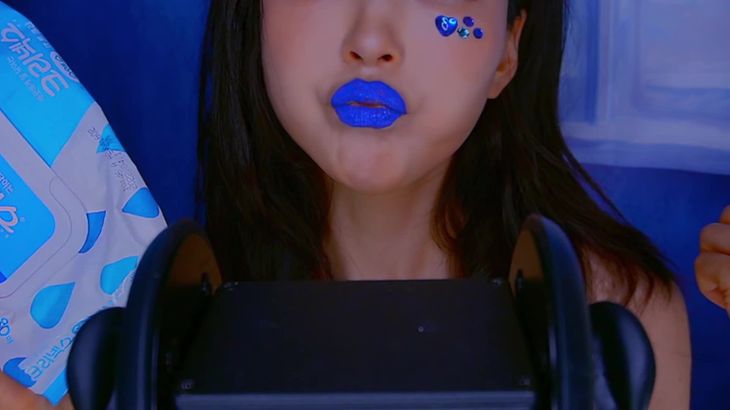 Blue Witch耳部舔舐ASMR视频在线播放 - 放松助眠体验