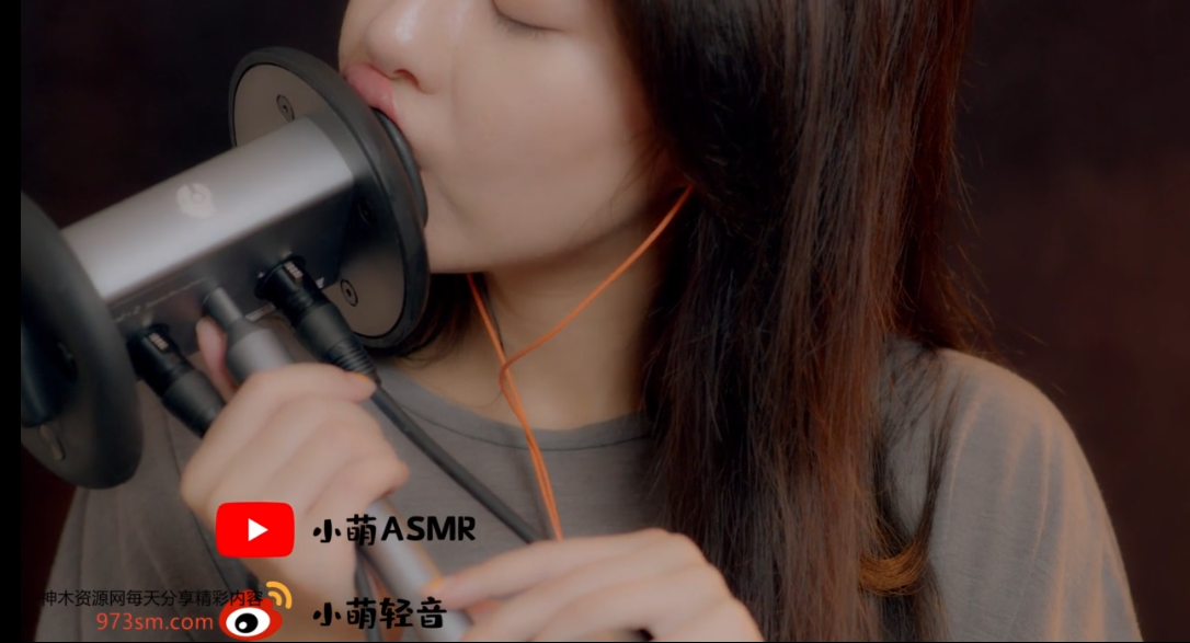 小萌ASMR 7月会员舔耳第四期